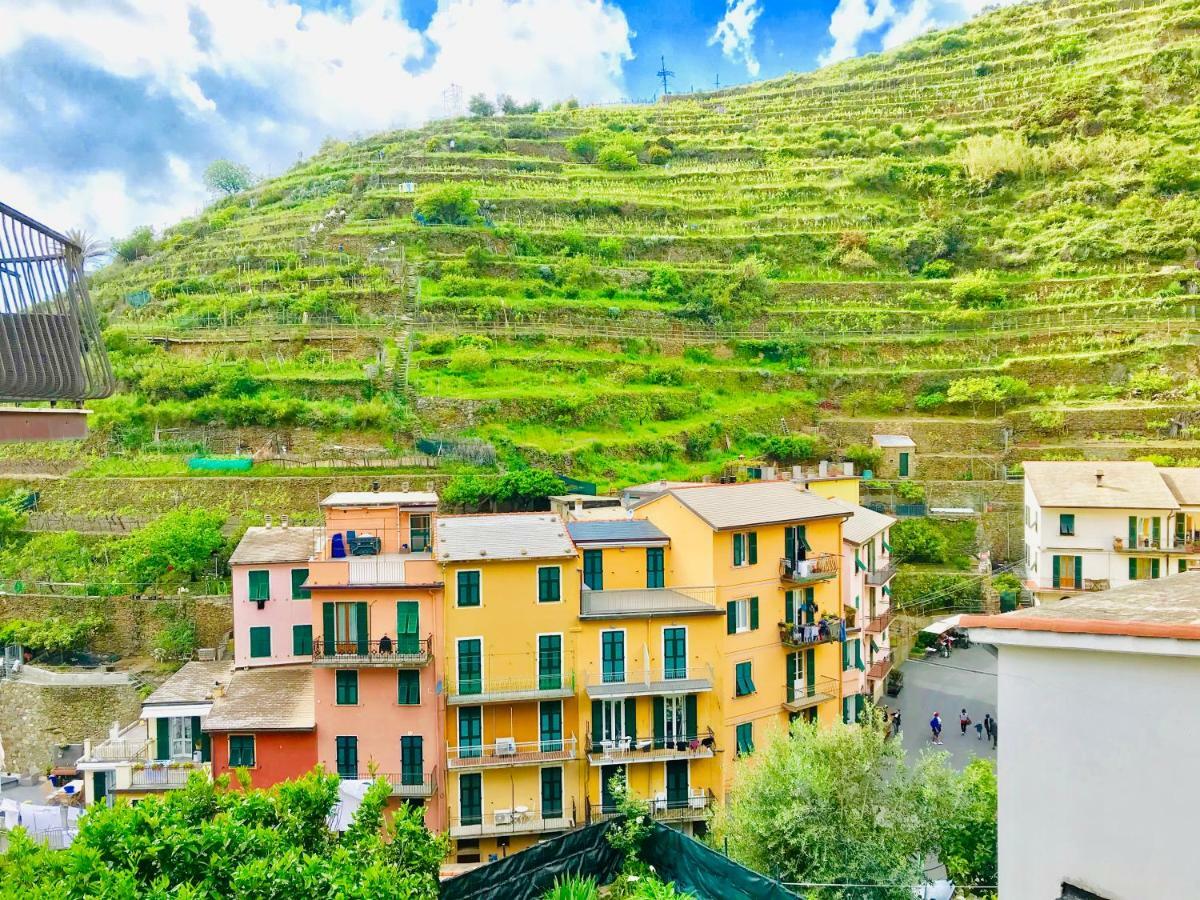 Willy'S Apartment Manarola Exteriör bild