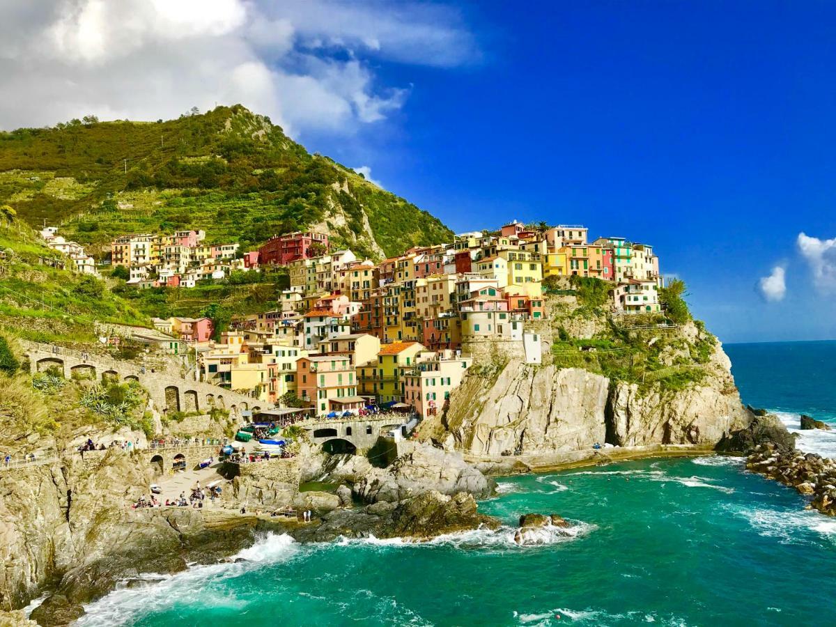 Willy'S Apartment Manarola Exteriör bild